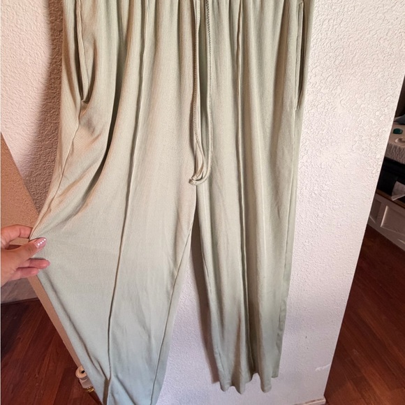 Light Sage Tank Top & Pants Set - Picture 3 of 8